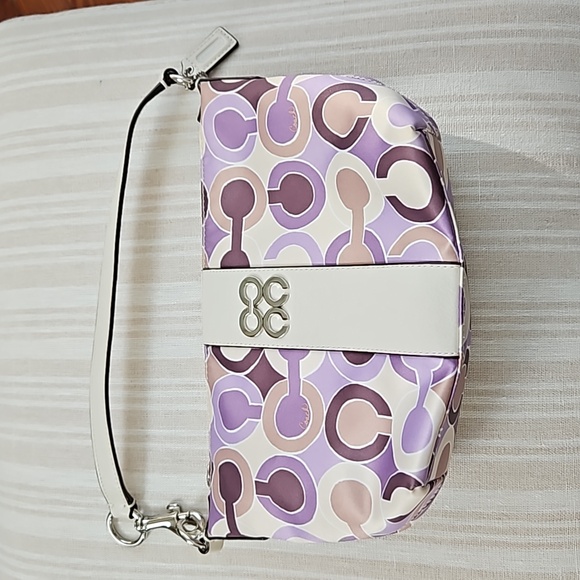 COACH MINI SIGNATURE C DESIGN Perfect Condition - Picture 1 of 6